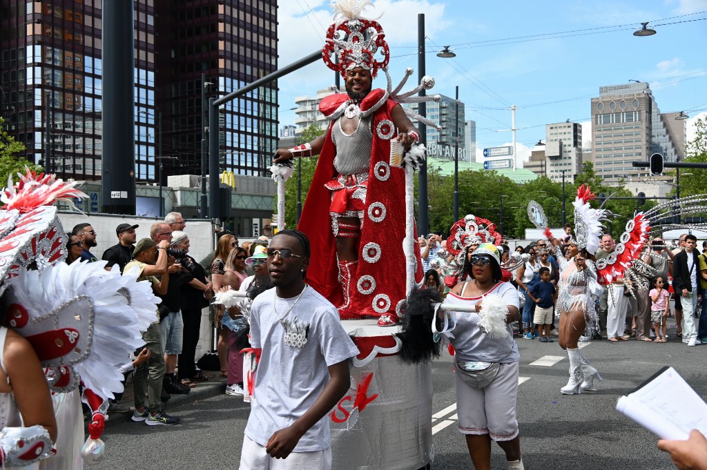 ../Images/Zomercarnaval 2024 523.jpg